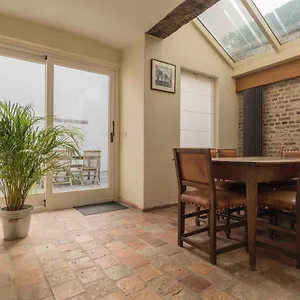 Palmhouse Holiday home