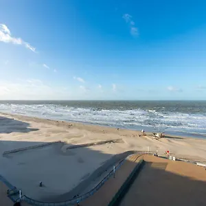cosy-studio-with-sea-view-in-ostend.ostend-hotel.net/